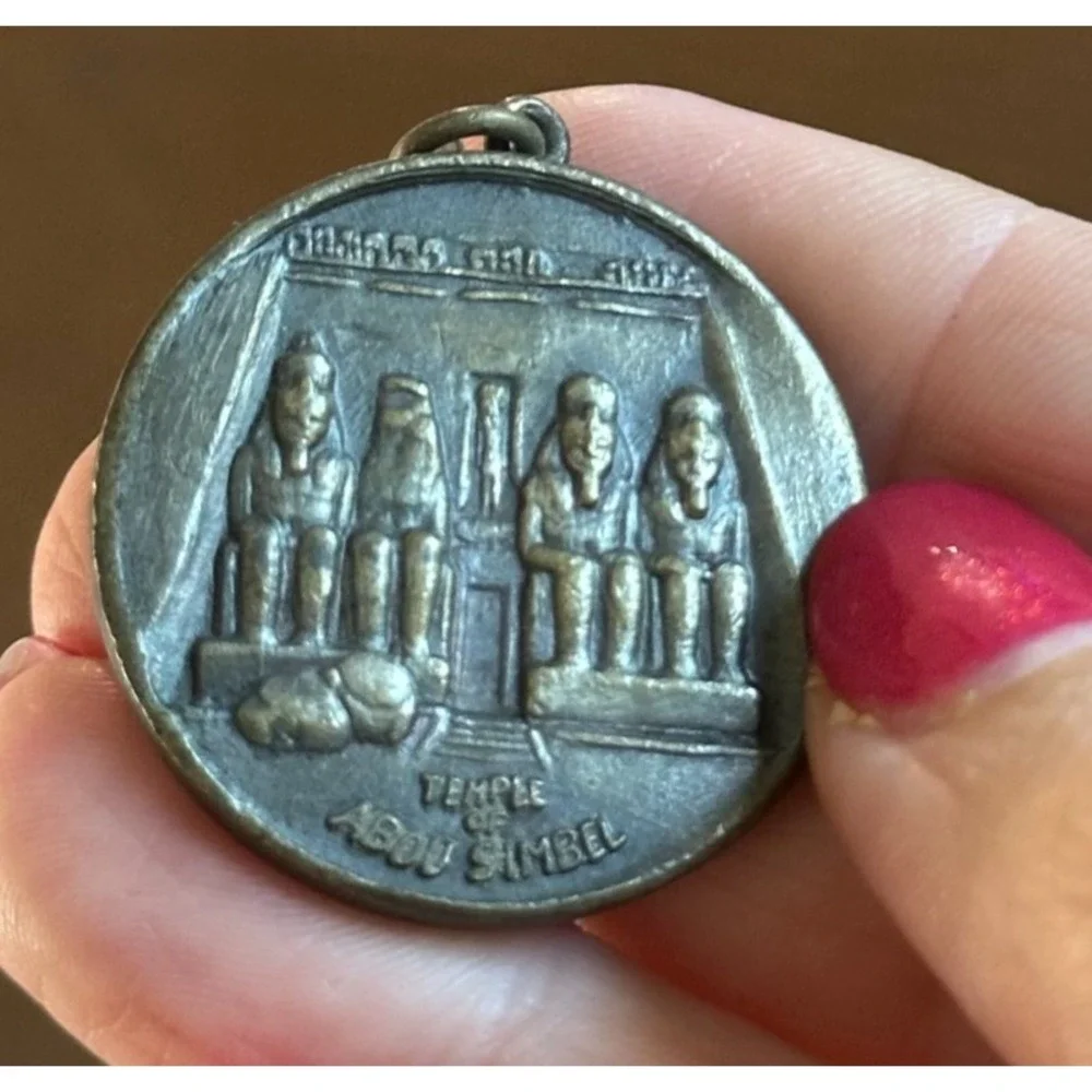 Vintage Temple Abou Simbel Nubia Egypt Keychain‎ Souvenir Keyring